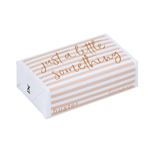 Load image into Gallery viewer, The Entertainer Gift Hamper