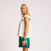 Load image into Gallery viewer, Cove Top White