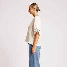 Load image into Gallery viewer, Maris Top White